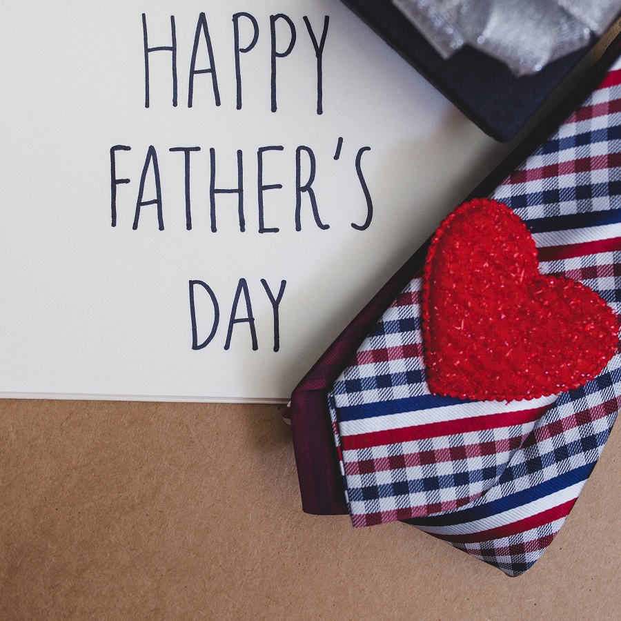 Celebrating Fathers with a Smile: The Importance of Oral Health on Father's Day